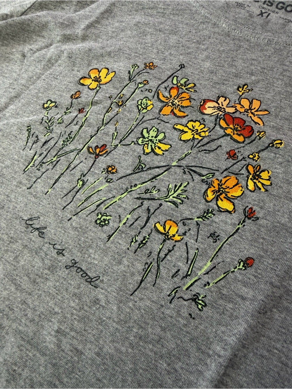 Life Is Good Floral Wildflower Graphic Tee Womens XL Gray Cottagecore Shirt